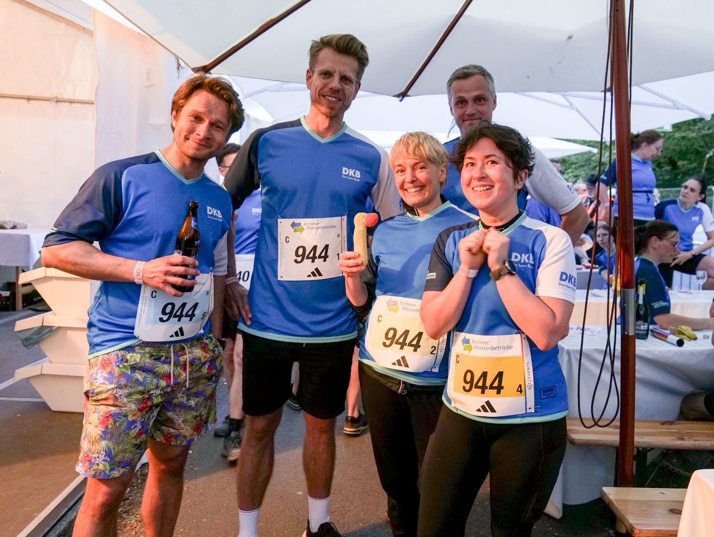 TEAM-Staffellauf: A Race, a Duck, and Loads of Fun